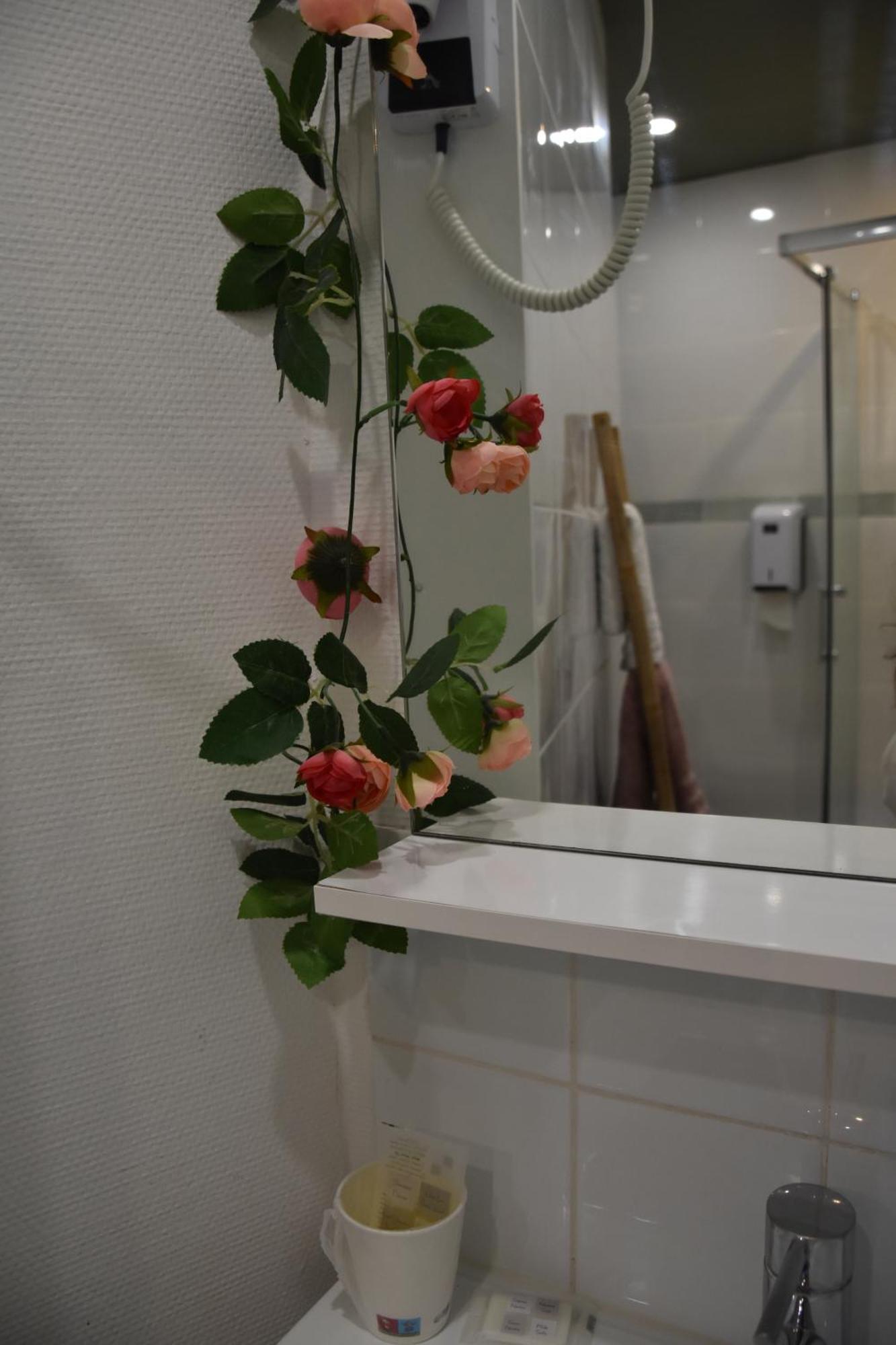 Double Room Private Bathroom