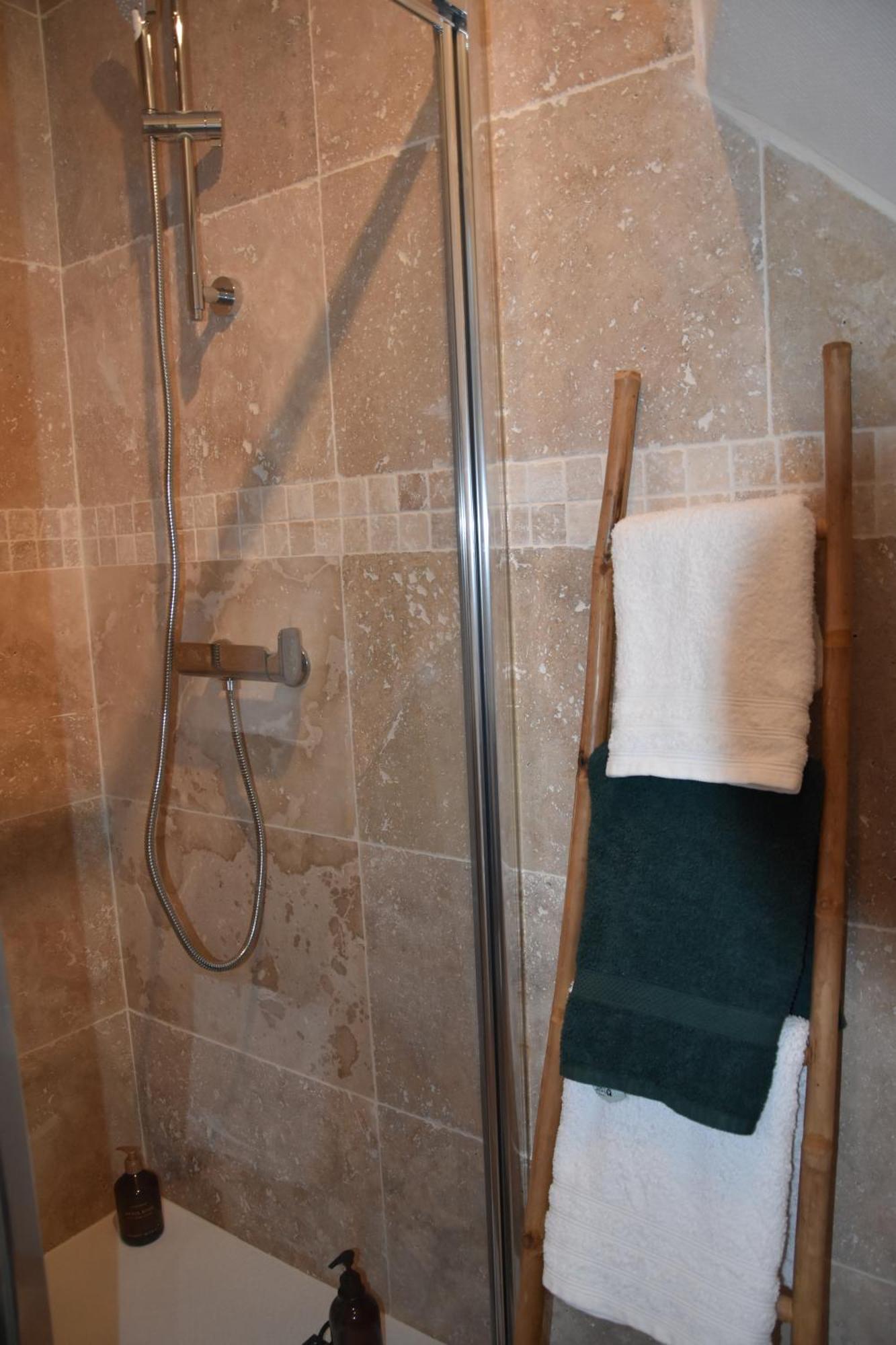 Double Room Private Bathroom